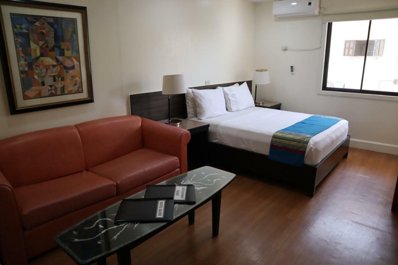 Domicilio Lorenzo Davao Exterior foto