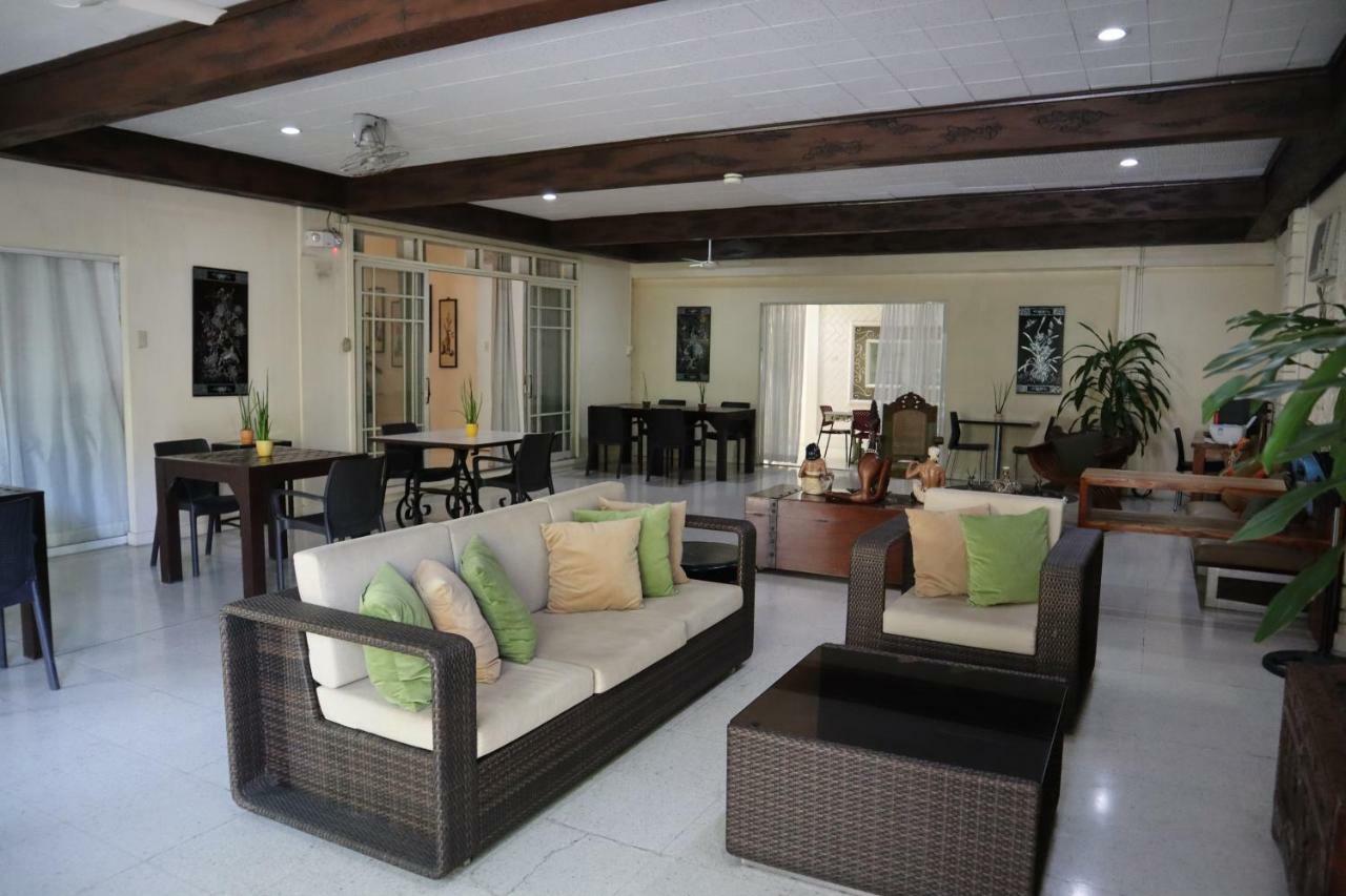 Domicilio Lorenzo Davao Exterior foto
